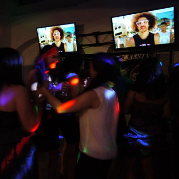 Discoteca móvil para convivios empresariales