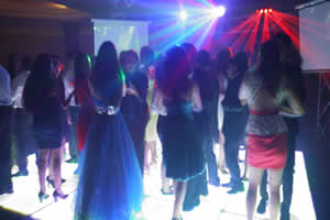 Pista LED iluminada para bodas en Guatemala